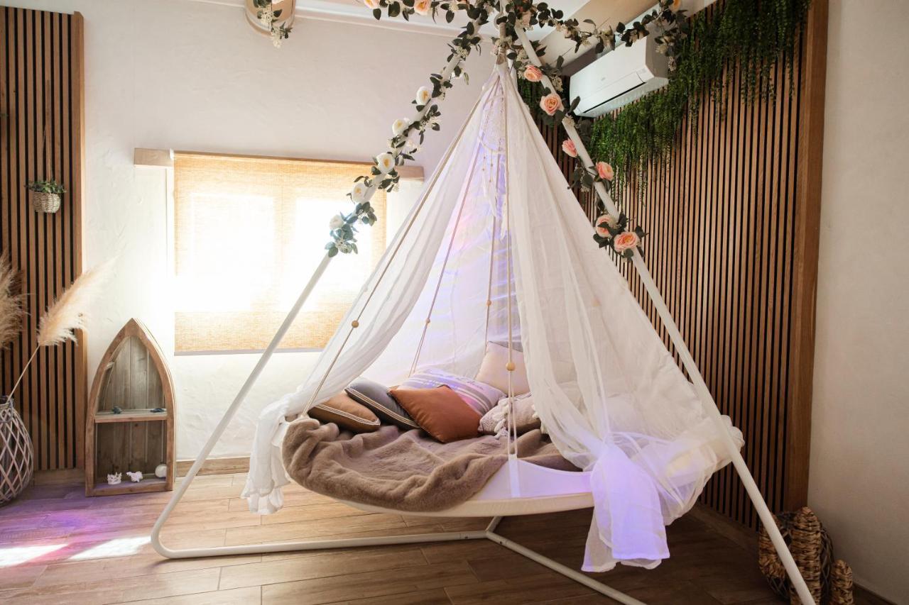Abri Cosy - Suite Romantique En Camargue Saint-Gilles  Eksteriør billede